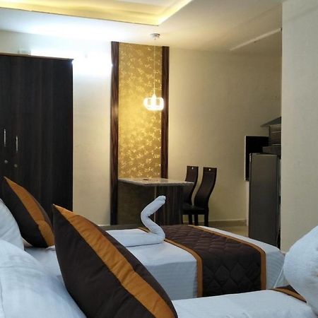 Kingsburyfiesta Hotel Vellore Kültér fotó